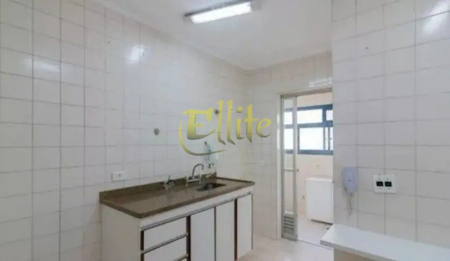 Apartamento para alugar com 2 quartos, 70m² - Foto 8