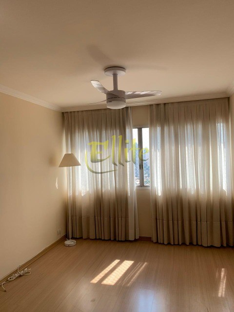 Apartamento para alugar com 3 quartos, 110m² - Foto 2