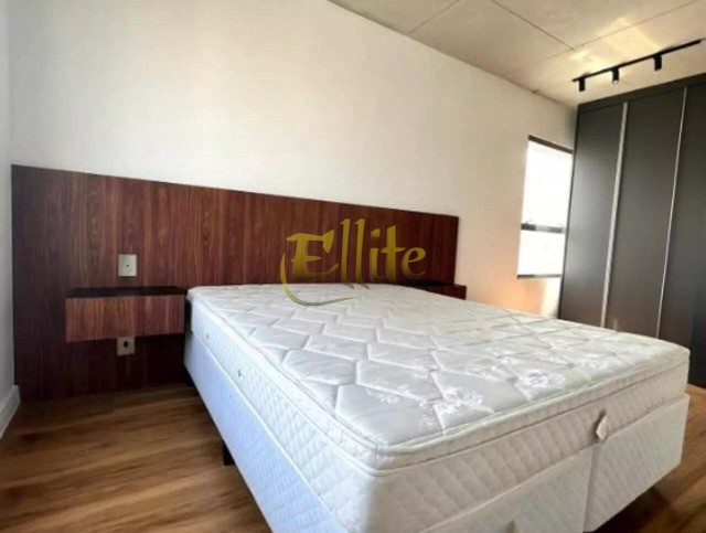 Apartamento para alugar com 1 quarto, 70m² - Foto 13