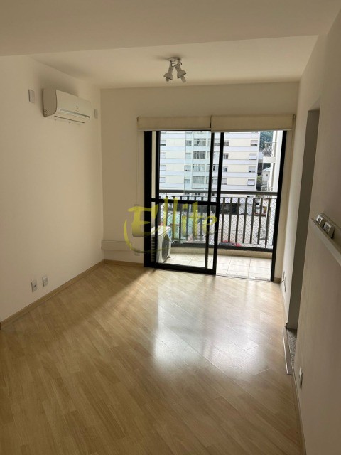 Apartamento à venda e aluguel com 1 quarto, 45m² - Foto 1