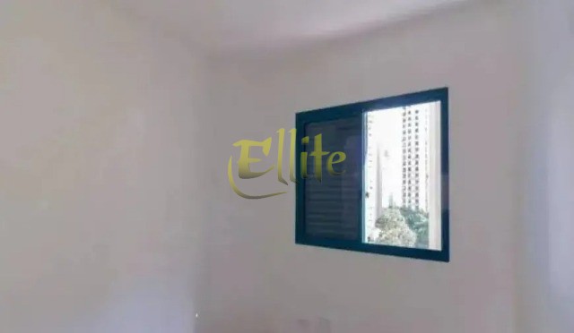 Apartamento para alugar com 2 quartos, 70m² - Foto 12