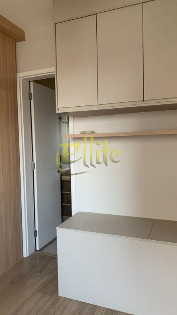 Apartamento para alugar com 2 quartos, 79m² - Foto 15