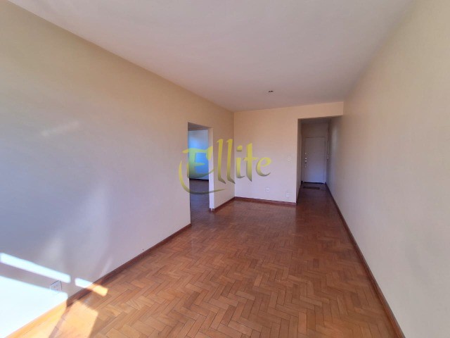 Apartamento à venda com 2 quartos, 80m² - Foto 2