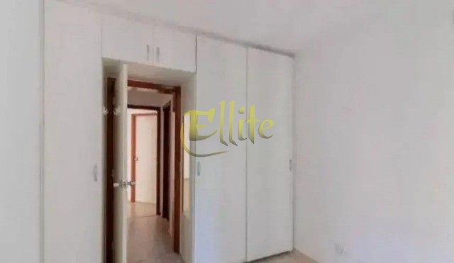 Apartamento para alugar com 2 quartos, 70m² - Foto 13