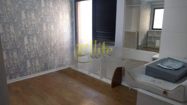 Apartamento para alugar com 3 quartos, 140m² - Foto 18