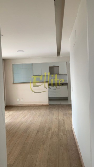 Apartamento para alugar com 2 quartos, 79m² - Foto 5