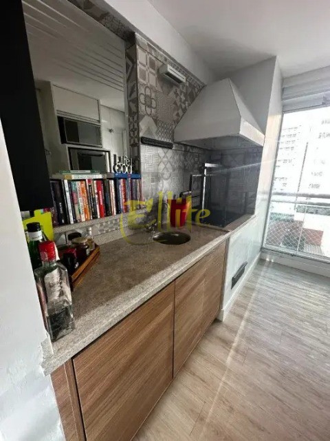 Apartamento à venda e aluguel com 2 quartos, 66m² - Foto 4