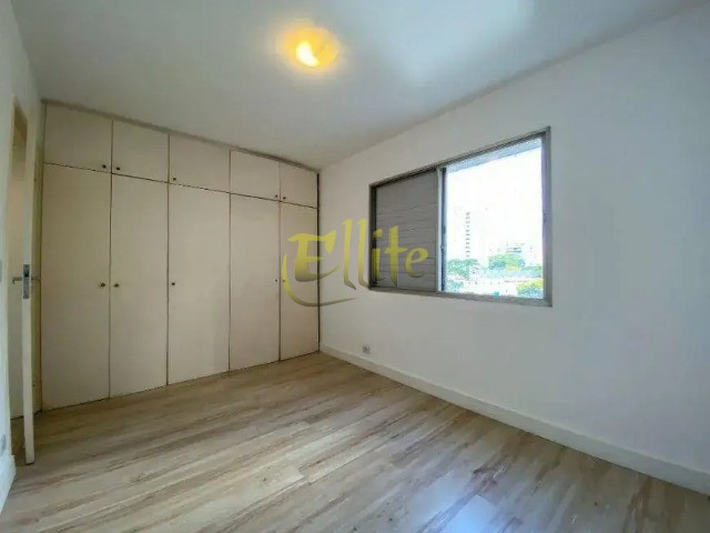 Apartamento para alugar com 2 quartos, 65m² - Foto 9