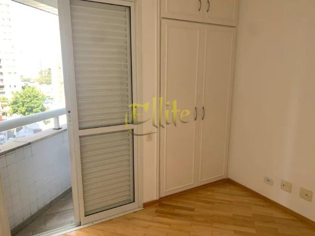 Apartamento para alugar com 2 quartos, 67m² - Foto 4