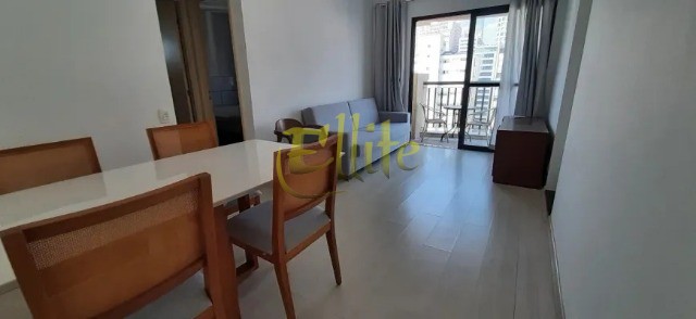 Apartamento para alugar com 1 quarto, 45m² - Foto 11