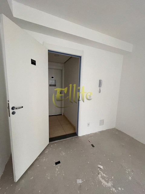 Apartamento à venda com 2 quartos, 38m² - Foto 10