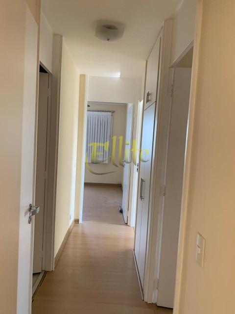 Apartamento para alugar com 3 quartos, 110m² - Foto 8