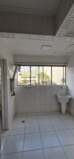 Apartamento para alugar com 2 quartos, 85m² - Foto 7