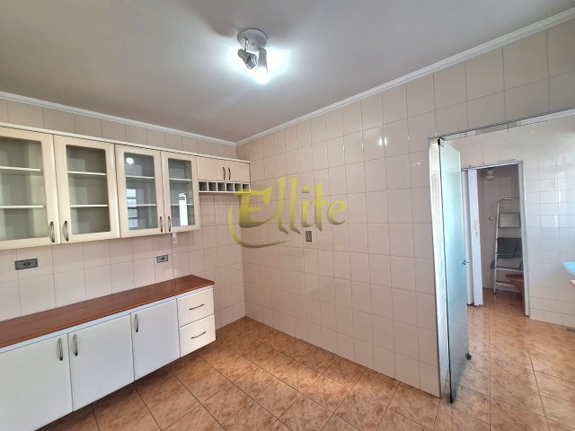 Apartamento à venda com 2 quartos, 80m² - Foto 6