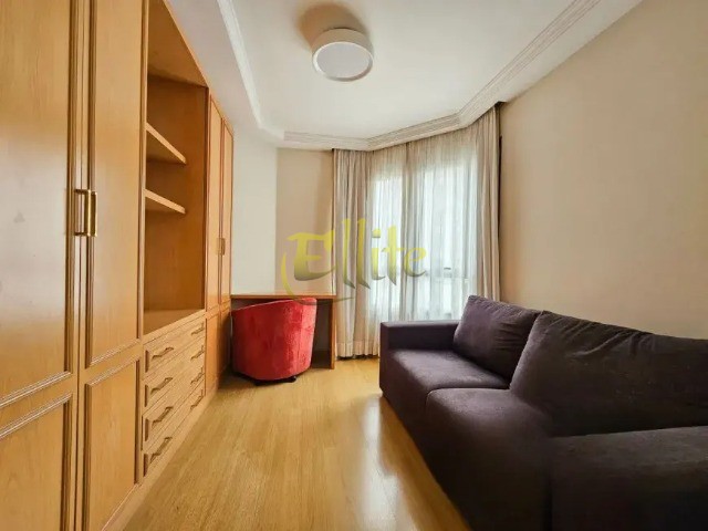 Apartamento para alugar com 1 quarto, 56m² - Foto 13