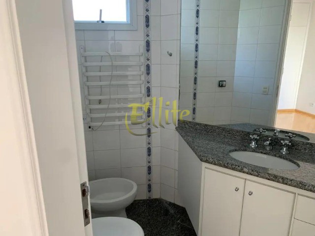 Apartamento para alugar com 2 quartos, 67m² - Foto 3