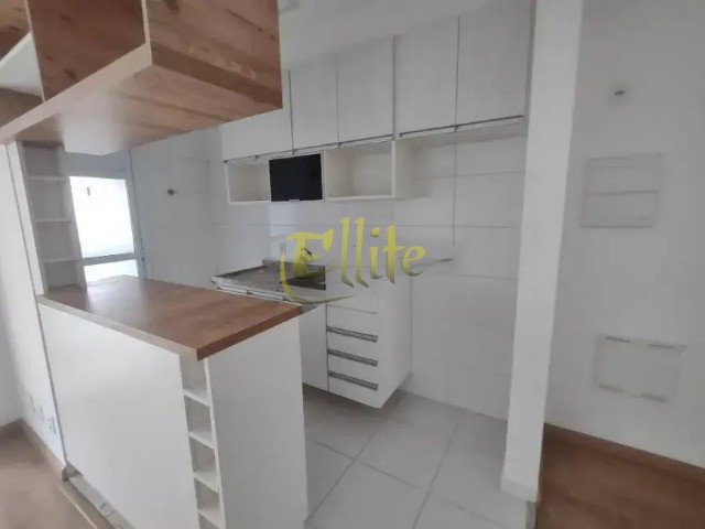 Apartamento para alugar com 1 quarto, 42m² - Foto 8