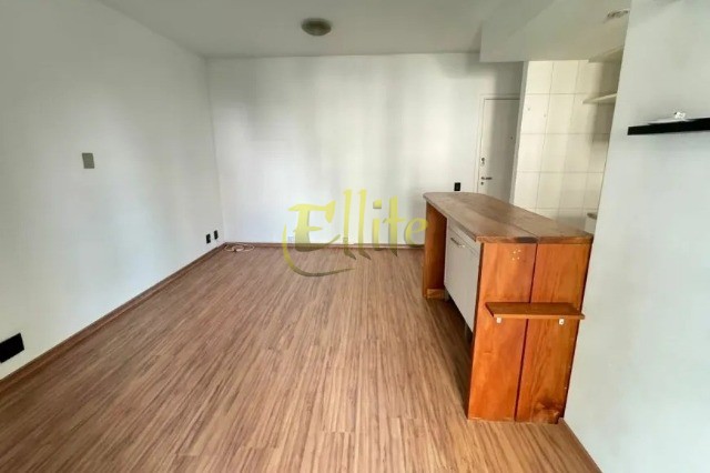 Apartamento para alugar com 1 quarto, 41m² - Foto 9