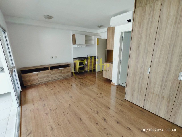 Apartamento para alugar com 1 quarto, 40m² - Foto 6