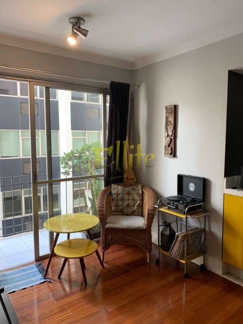 Apartamento à venda e aluguel com 2 quartos, 65m² - Foto 5