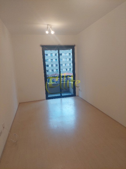 Apartamento à venda e aluguel com 1 quarto, 40m² - Foto 1