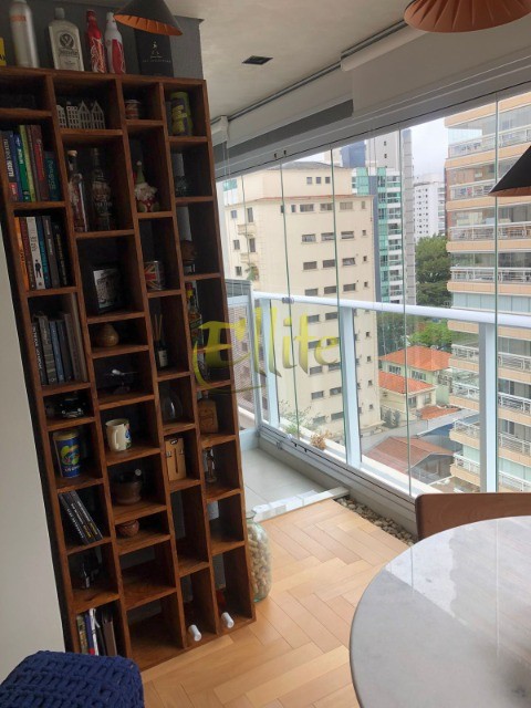 Apartamento para alugar com 1 quarto, 41m² - Foto 19