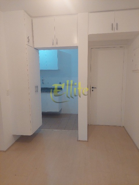 Apartamento à venda e aluguel com 1 quarto, 40m² - Foto 4