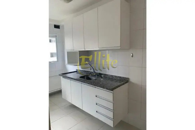 Apartamento para alugar com 2 quartos, 68m² - Foto 7