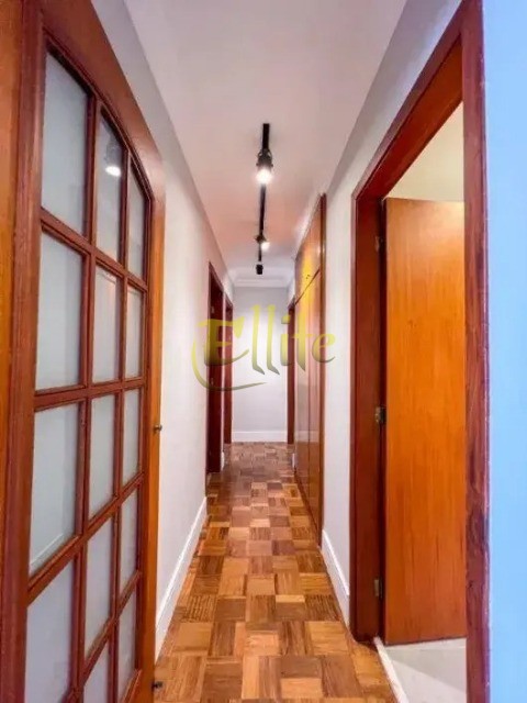 Apartamento para alugar com 3 quartos, 108m² - Foto 10