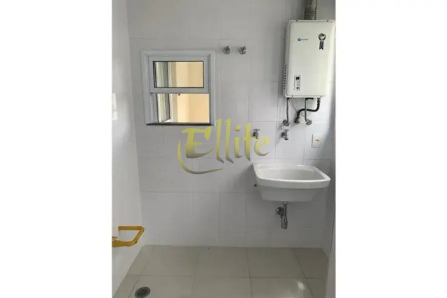 Apartamento para alugar com 2 quartos, 68m² - Foto 9