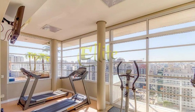 Apartamento para alugar com 1 quarto, 47m² - Foto 25
