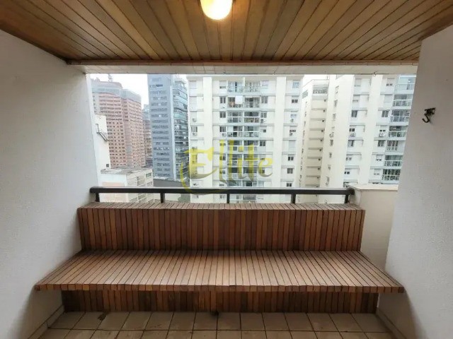 Apartamento para alugar com 3 quartos, 105m² - Foto 2