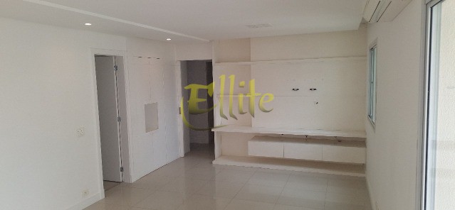 Apartamento à venda e aluguel com 3 quartos, 121m² - Foto 2