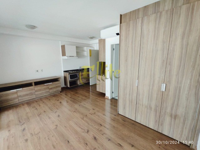 Apartamento para alugar com 1 quarto, 40m² - Foto 4