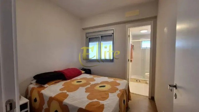 Apartamento para alugar com 3 quartos, 121m² - Foto 10