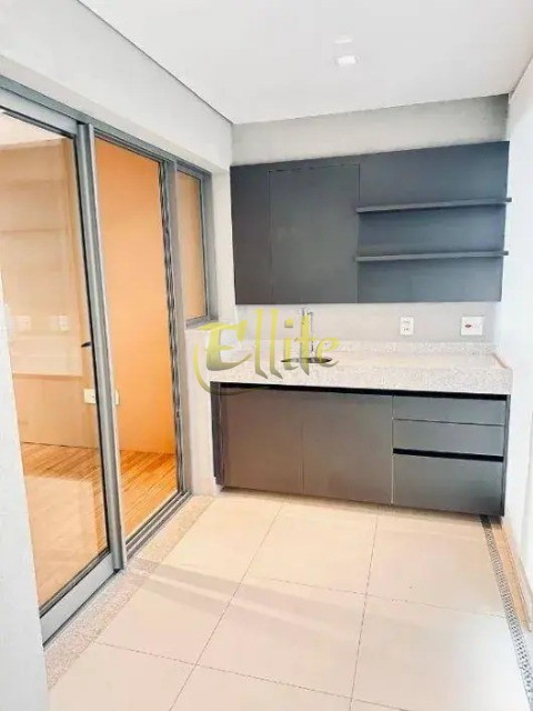 Apartamento para alugar com 2 quartos, 71m² - Foto 3