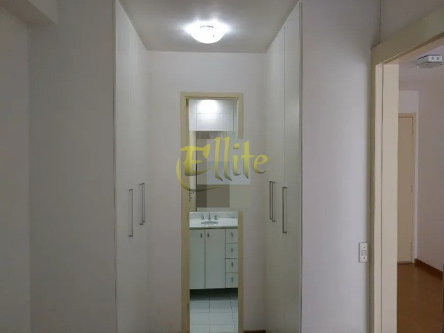 Apartamento para alugar com 1 quarto, 47m² - Foto 7