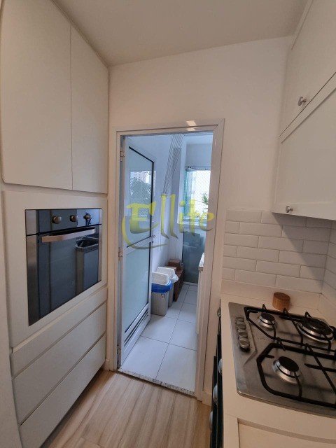 Apartamento para alugar com 2 quartos, 76m² - Foto 12