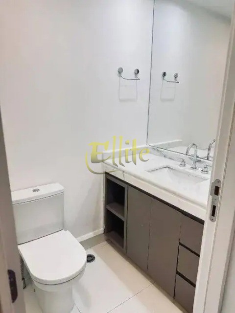 Apartamento para alugar com 2 quartos, 71m² - Foto 14