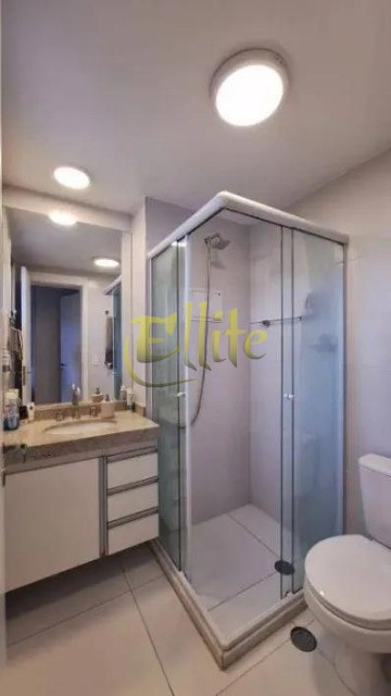 Apartamento para alugar com 3 quartos, 121m² - Foto 18