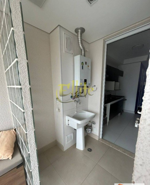 Apartamento à venda e aluguel com 2 quartos, 68m² - Foto 15