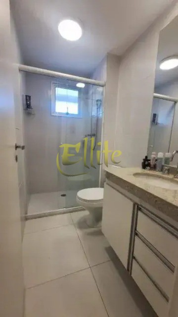 Apartamento para alugar com 3 quartos, 121m² - Foto 11