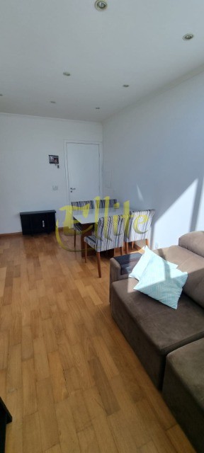 Apartamento para alugar com 1 quarto, 50m² - Foto 7