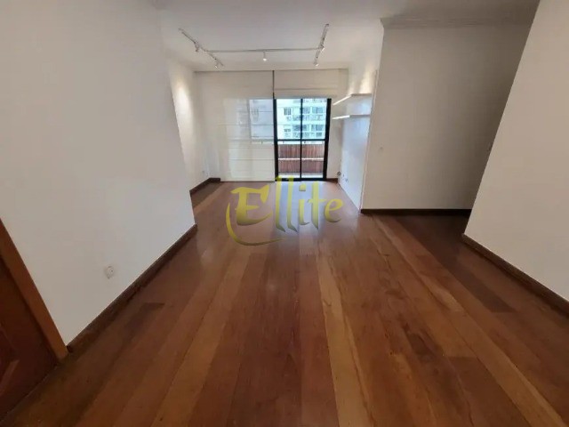 Apartamento para alugar com 3 quartos, 105m² - Foto 1