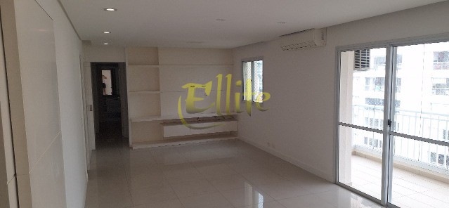 Apartamento à venda e aluguel com 3 quartos, 121m² - Foto 1