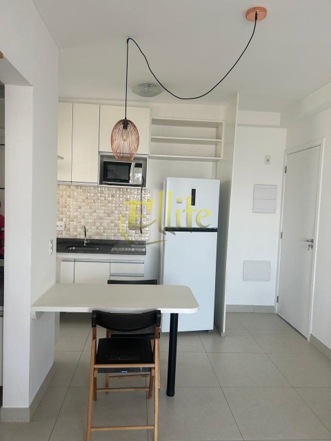 Apartamento para alugar com 1 quarto, 41m² - Foto 12