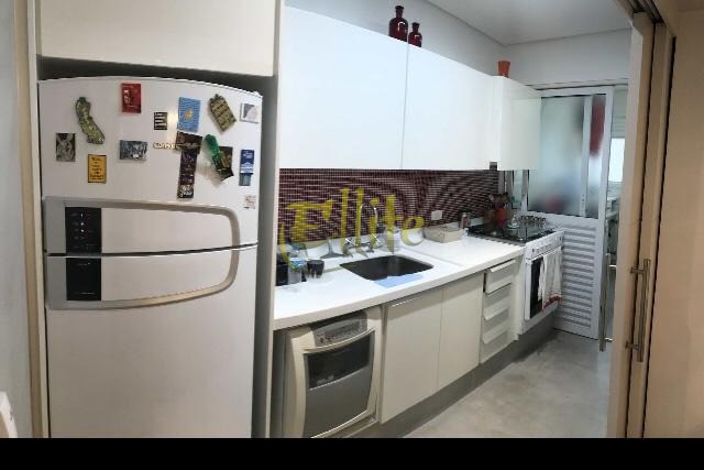 Apartamento para alugar com 2 quartos, 72m² - Foto 11