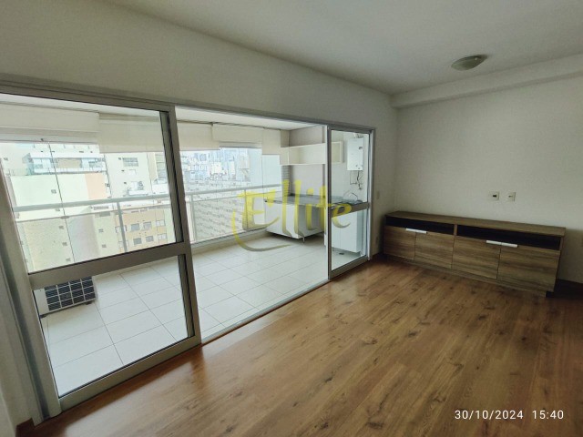 Apartamento para alugar com 1 quarto, 40m² - Foto 5