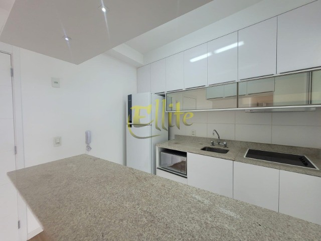 Apartamento para alugar com 2 quartos, 68m² - Foto 13