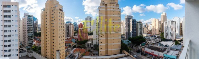 Apartamento para alugar com 2 quartos, 71m² - Foto 18